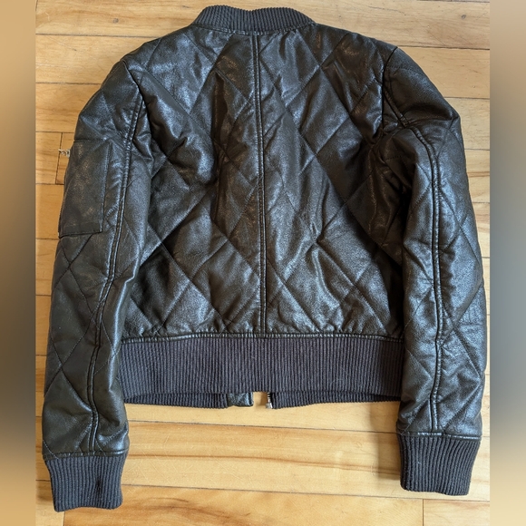 Guess, women's small, bomber jacket, faux leather - Picture 6 of 7
